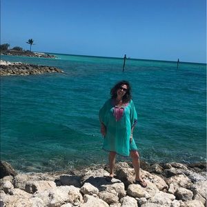 Meet your Posher, Connie